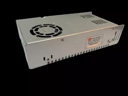 O único universal da C.C. de 12V 30A regulou a fonte de alimentação de comutação Smps para a câmera de 4 CCTV